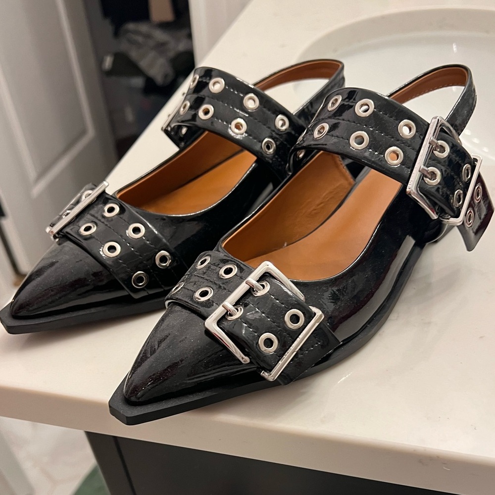 Black Buckle Pointed Toe Ballerina Flats